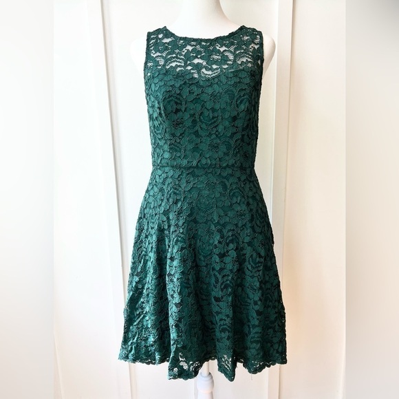 Women’s Formal Midi Dress Davids Bridal Green Juniper Lace Halter A-Line Size 6 - Picture 1 of 9